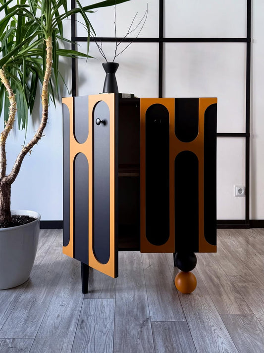 وحدة أوربيت الجانبية مودرن أسود وبرتقالي محروق بتصميم Art Deco وقاعدة كروية مزدوجة من رحايا.