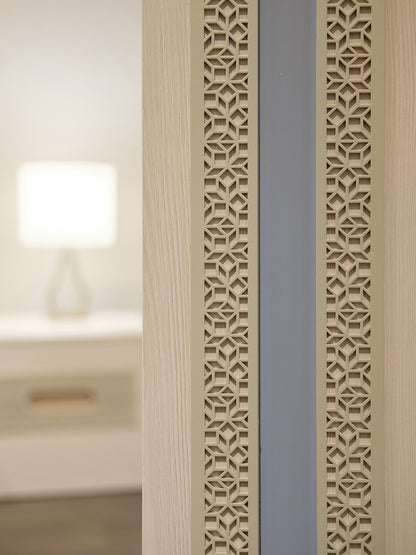 "Moon" Youth Room - Elegant design with whitewashed wood and soft oriental detailing