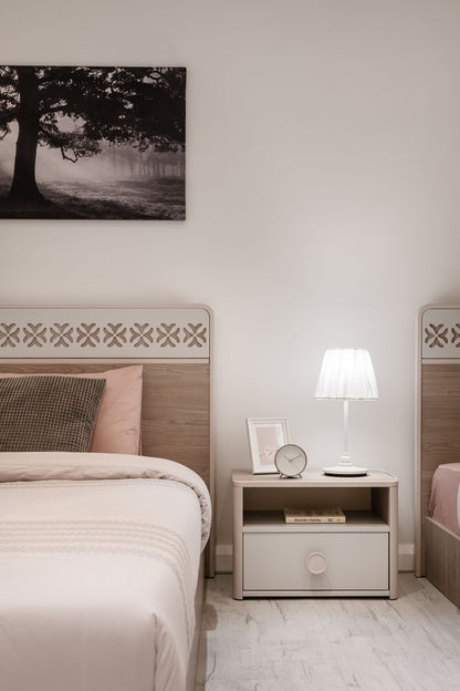 The "Victoria" Classic Set - Double youth rooms with a refined heritage touch