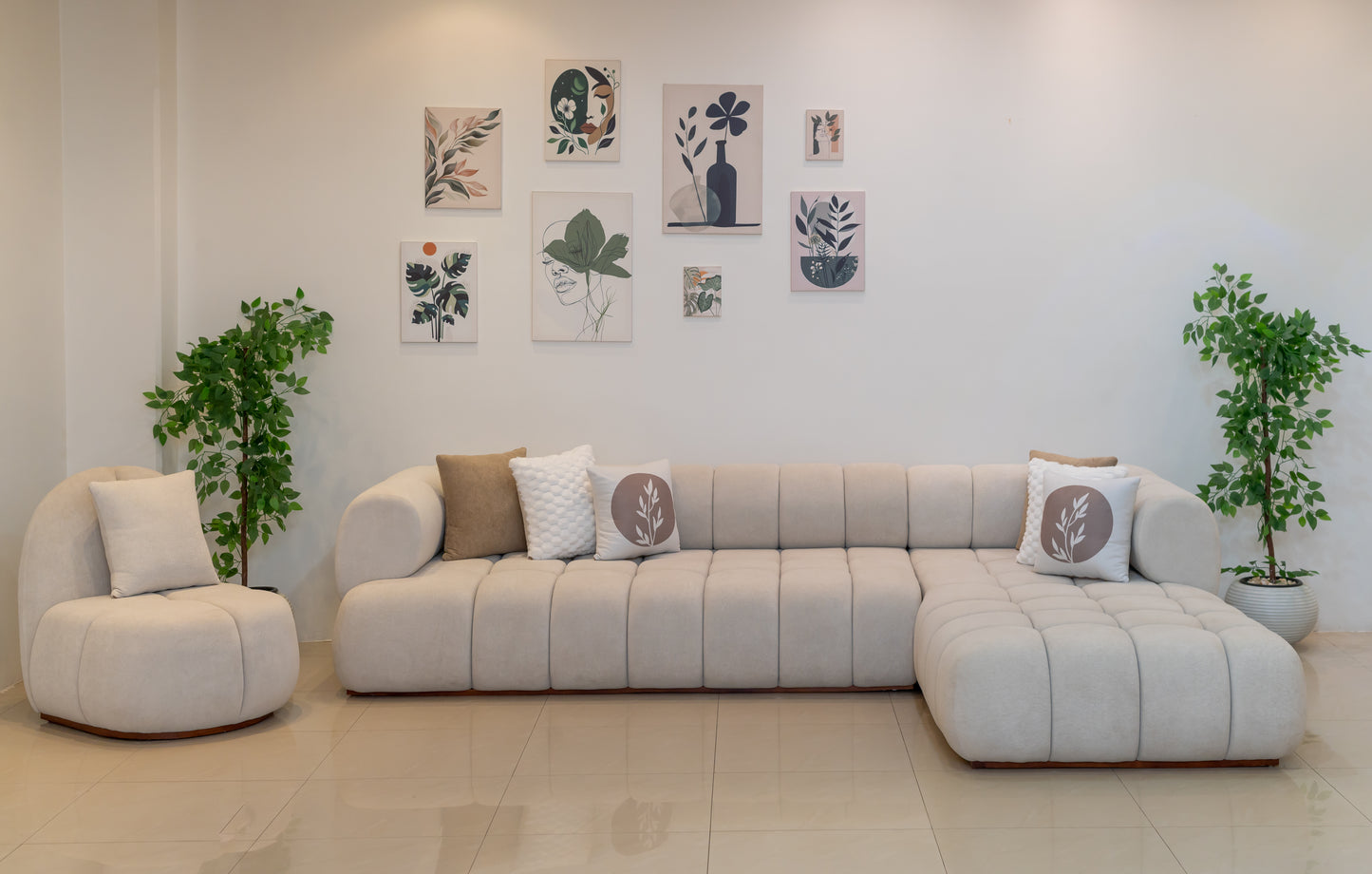 ركنه نيو بابلز - تصميم فقاعي معاصر مع فوتيه إضافي