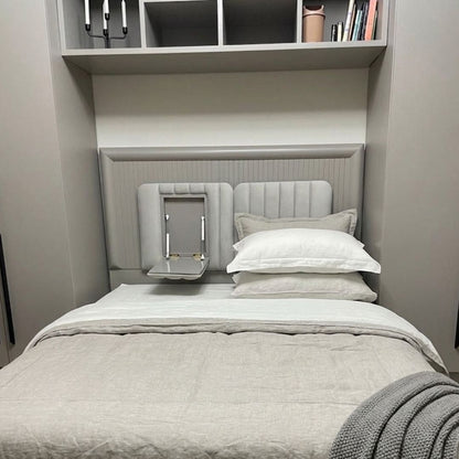 غرفة نوم built in  متكاملة - تصميم ذكي مع حلول تخزين مدمجة وتسريحة أنيقة