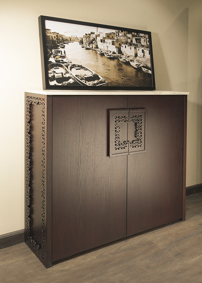 خزانة "إبريم" للمدخل - تصميم تراثي بنقوش عربية عتيقة