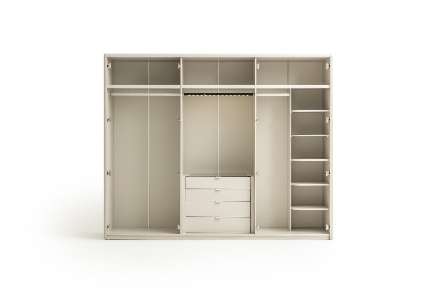 غرفة نوم "واحة" المودرن - سرير بتصميم انسيابي وتشطيبات راقية